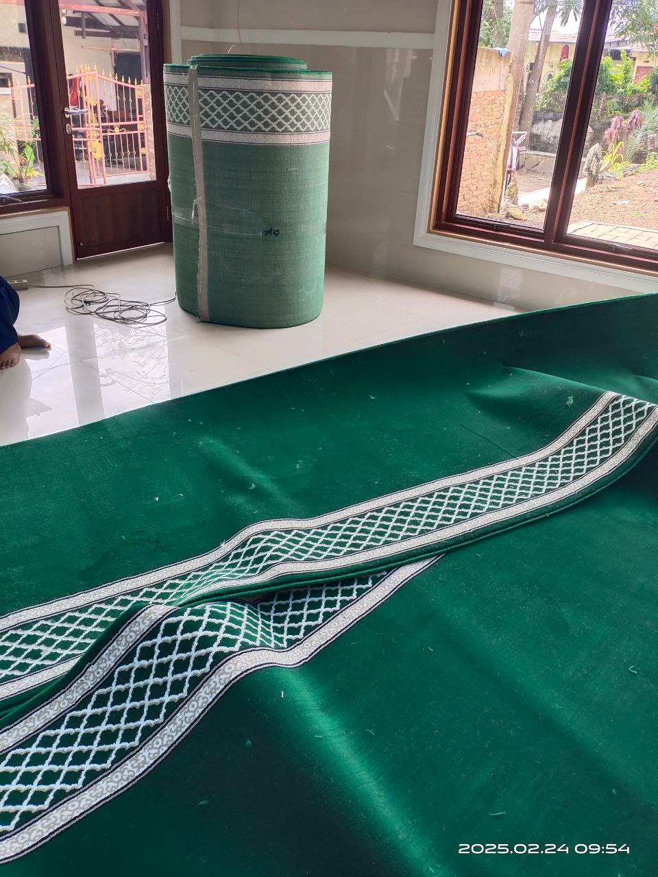 Harga Karpet Masjid 20 Meter: Investasi Cerdas untuk Masjid Menengah Harga Karpet Masjid 20 Meter: Investasi Cerdas untuk Masjid Menengah