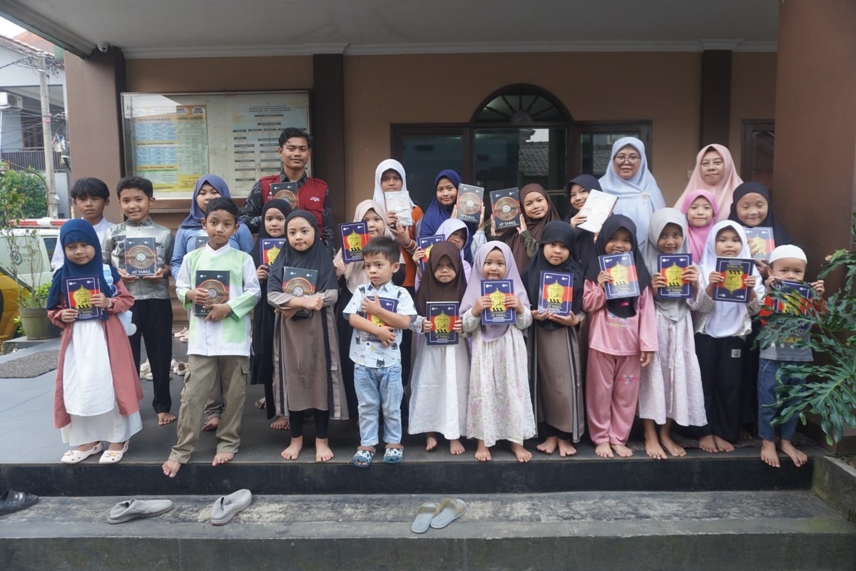 Menebar Cahaya Al-Qur'an, Zakat Baik Hadirkan Semangat Baru bagi Santri di Tiga TPQ/TPA Menebar Cahaya Al-Qur'an, Zakat Baik Hadirkan Semangat Baru bagi Santri di Tiga TPQ/TPA
