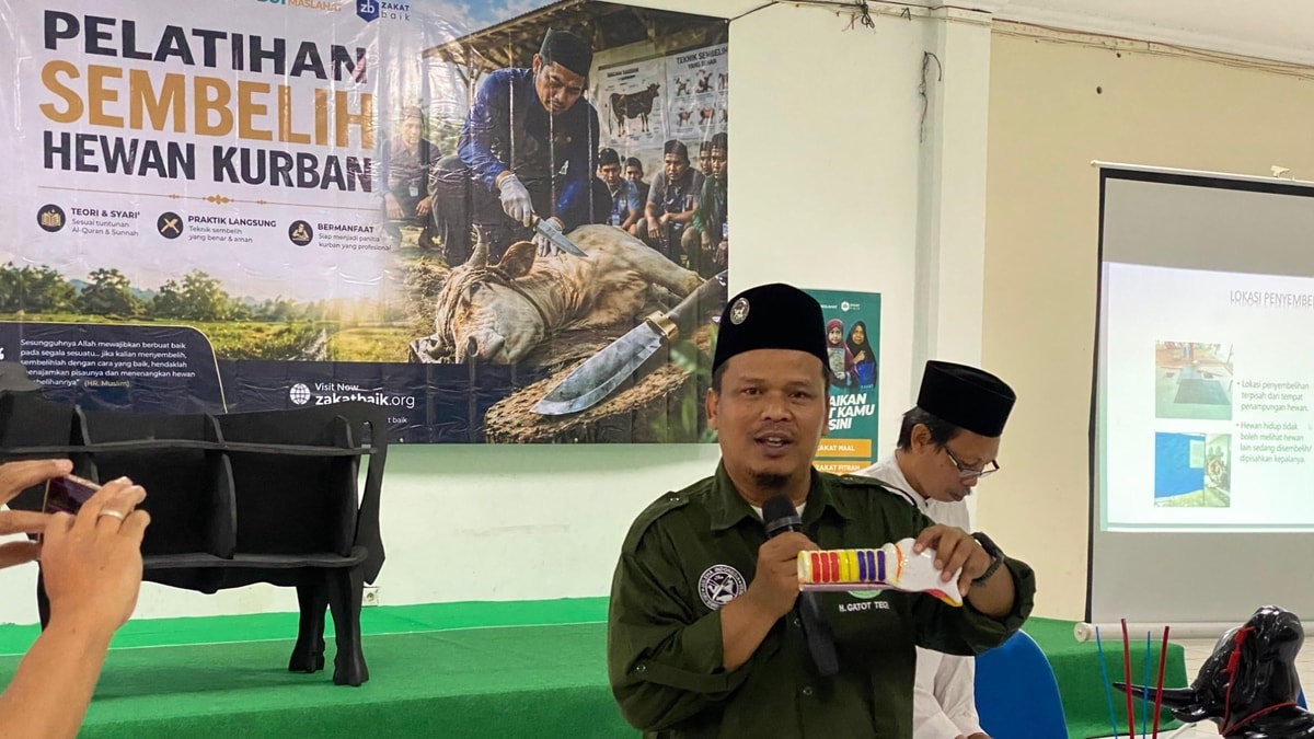 Pelatihan Sembelih Halal: Ikhtiar Memberdayakan Masjid dan Menguatkan Syiar Kurban Pelatihan Sembelih Halal: Ikhtiar Memberdayakan Masjid dan Menguatkan Syiar Kurban