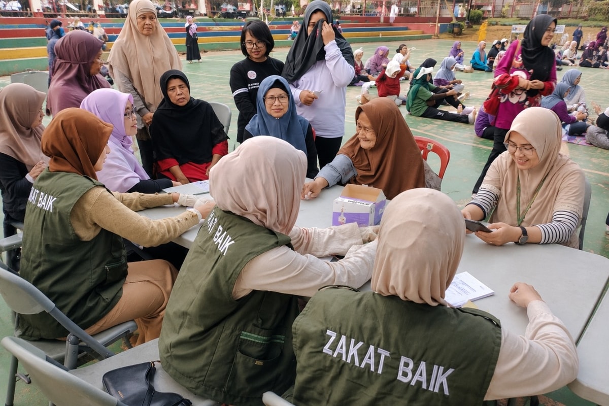 Hadirkan Kebahagiaan untuk 100 Lansia, Kolaborasi Zakat Baik dan Persaudaraan Muslimah Bojongsari Hadirkan Kebahagiaan untuk 100 Lansia, Kolaborasi Zakat Baik dan Persaudaraan Muslimah Bojongsari