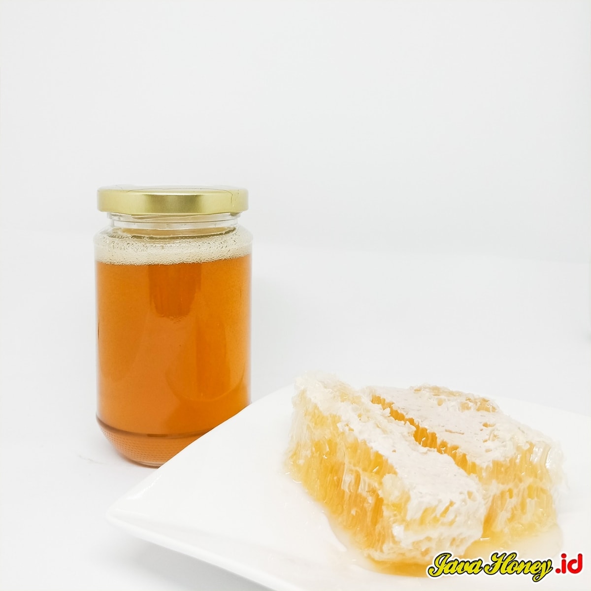 MANFAAT MADU DALAM SARANG LEBAH MANFAAT MADU DALAM SARANG LEBAH