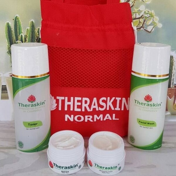 Kulit Bersih Terawat dengan Theraskin Paket Normal Kulit Bersih Terawat dengan Theraskin Paket Normal