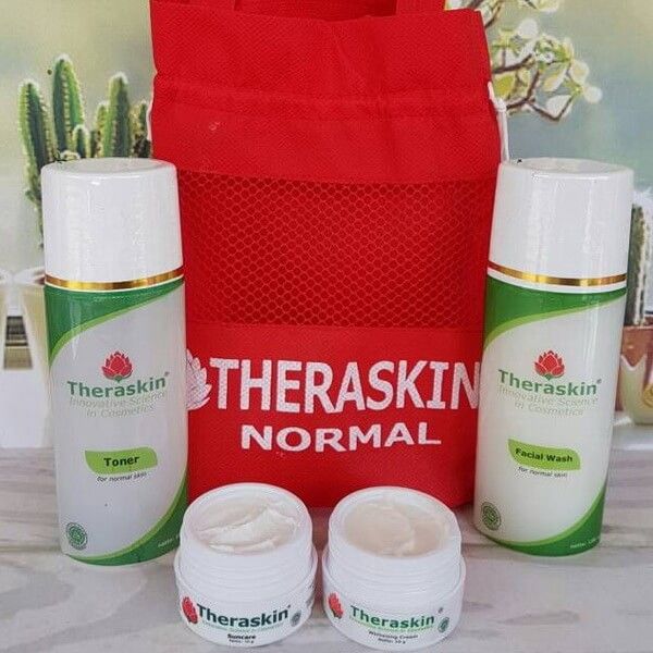 Theraskin Normal: Paket Khusus Wajah Kering Theraskin Normal: Paket Khusus Wajah Kering