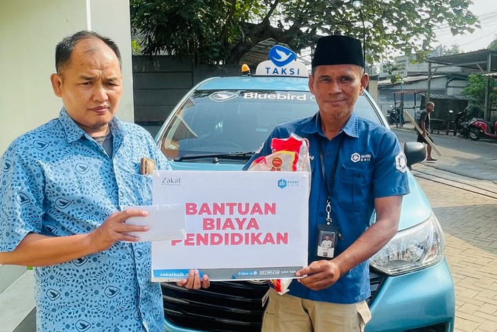 Delapan Bulan Tertunggak, Harapan Anak Sopir Taksi Penghafal 27 Juz untuk Kembali ke Pesantren Delapan Bulan Tertunggak, Harapan Anak Sopir Taksi Penghafal 27 Juz untuk Kembali ke Pesantren