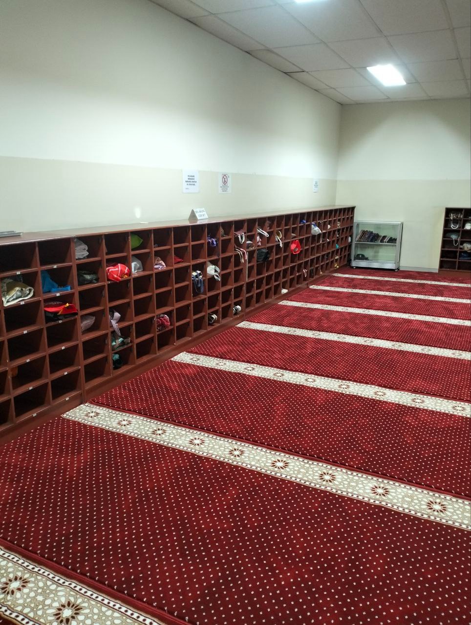 Bagaimana Karpet Masjid Dapat Menyatukan Tema Interior | Panduan Lengkap