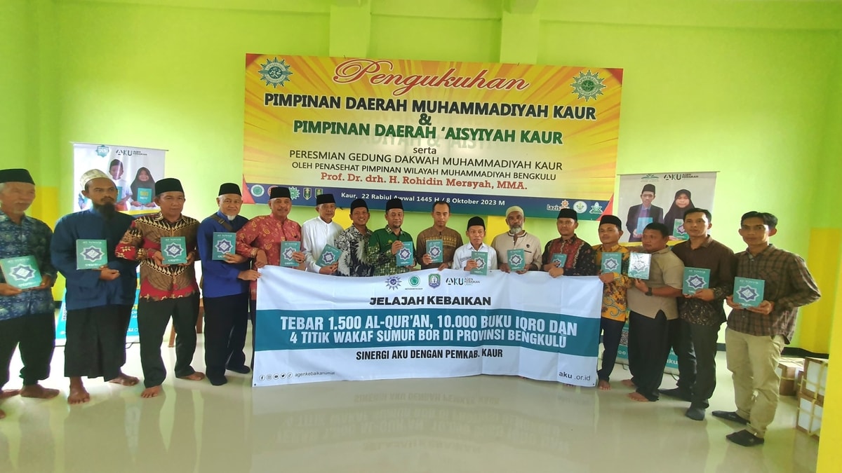 Bersama Pimpinan Daerah Muhammadiyah dan MUI Bengkulu Selatan AKU sebar 1.500 Al Quran untuk Dakwah di Pesantren dan Madrasah