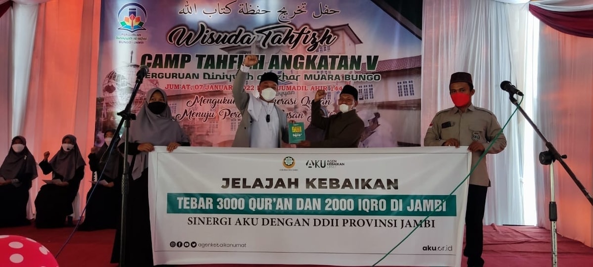 Awali Tahun 2022 Agen Kebaikan Umat Tebar 2022 Buku Iqro di Provinsi Jambi dan Sekitarnya