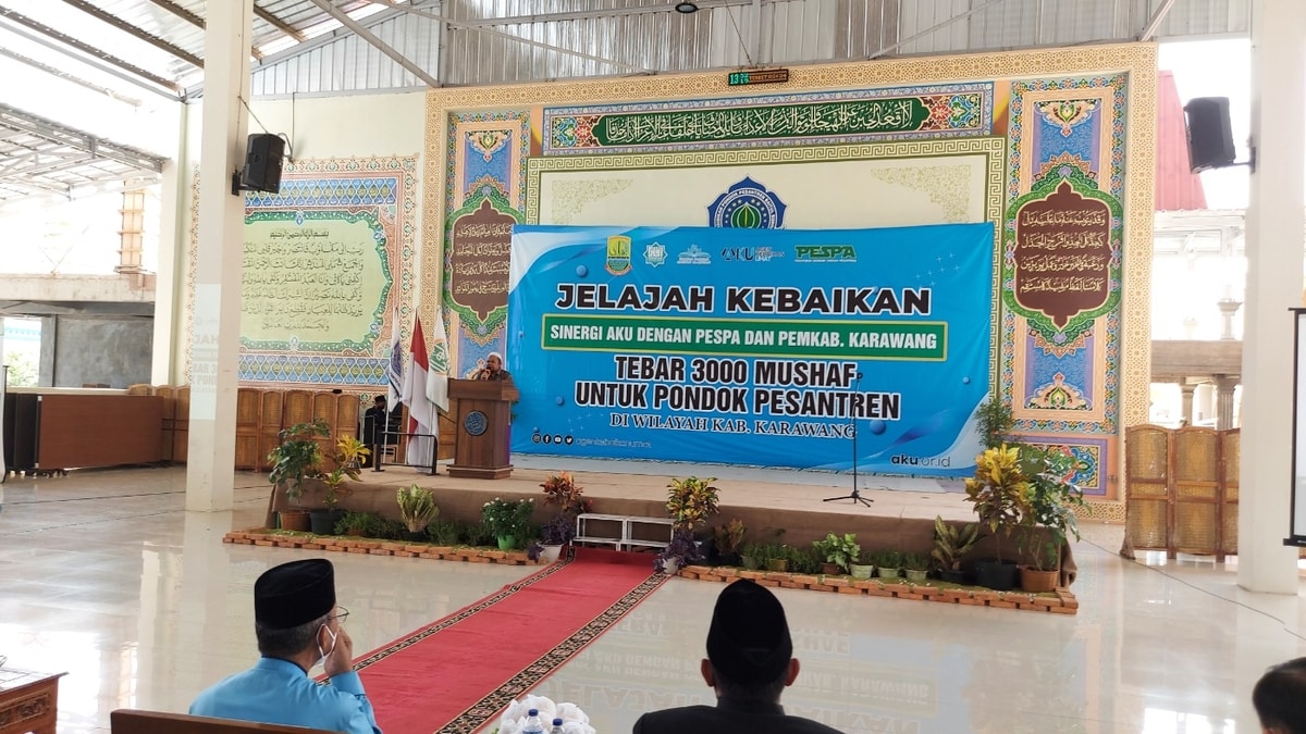 sambutan KH. Sofwan Abdul Ghoni pimpinan pondok pesantren Baitul Burhan