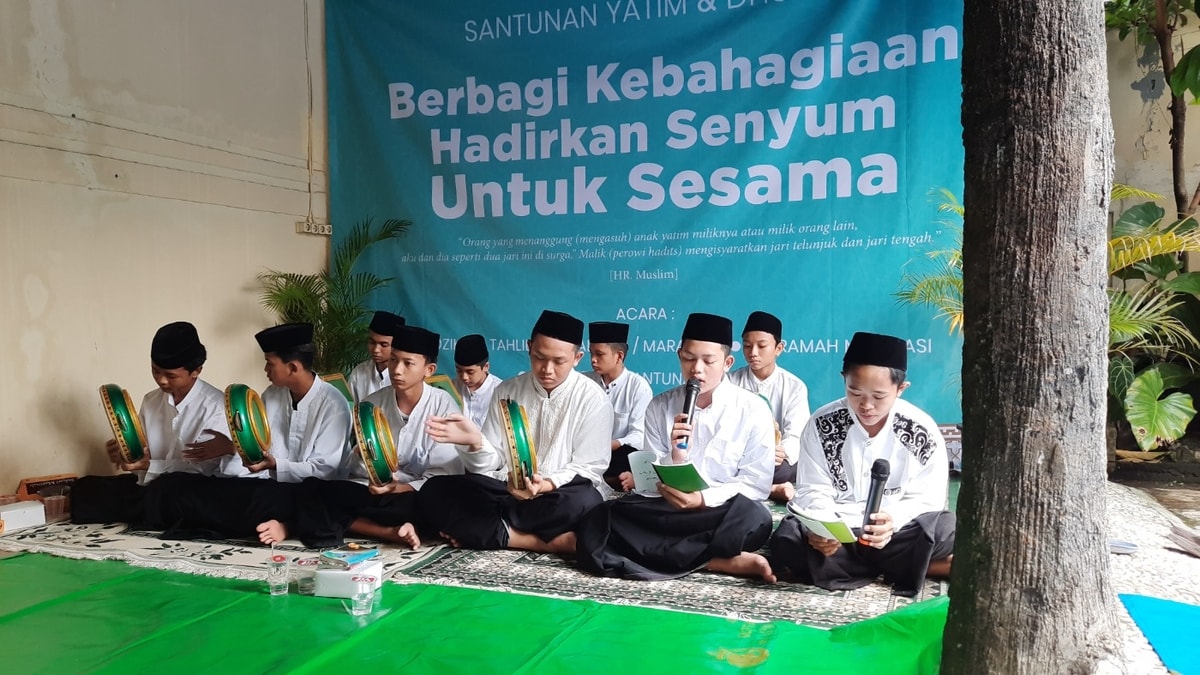 AKU Berbagi Kebahagiaan Bersama Yatim dan Dhuafa