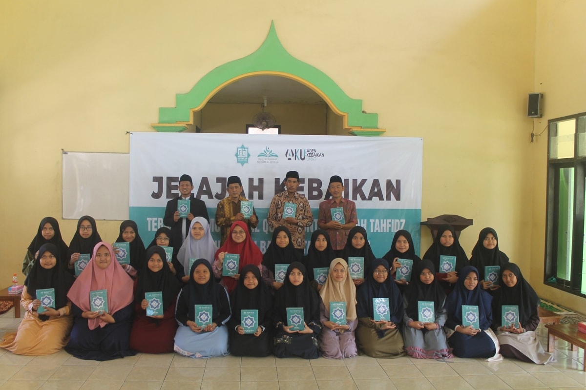 Ratusan Santri Tahfidz di Bali mendapatkan mendapatkan hadiah Mushaf baru dari Agen Kebaikan Umat