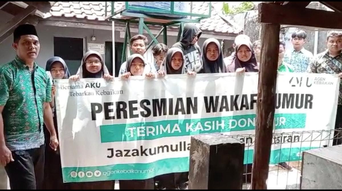 200 Santri kesulitan air, AKU hadiahkan sumur Bor untuk Madrasah PUI Rajagaluh Majalengka