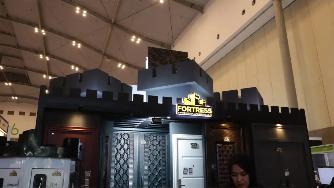 booth fortress di homedec