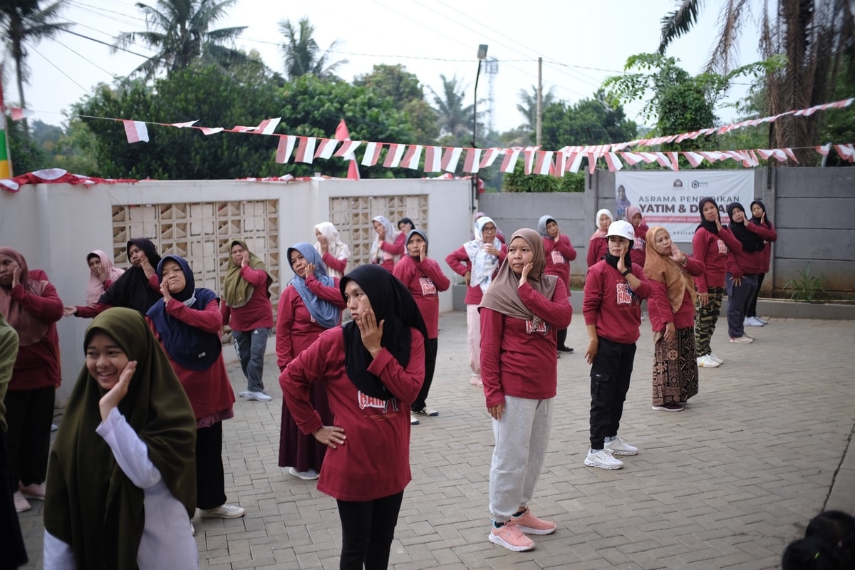 Zakat Baik Resmikan Komunitas Senam Lansia: Pengadaan Cek Kesehatan hingga Paket Sembako Bergizi