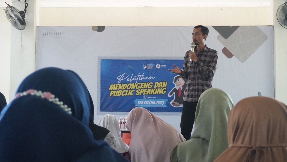 Pelatihan Mendongeng dan Public Speaking Upaya Zakat Baik Mengembangkan Potensi Guru Ngaji Yang Handal