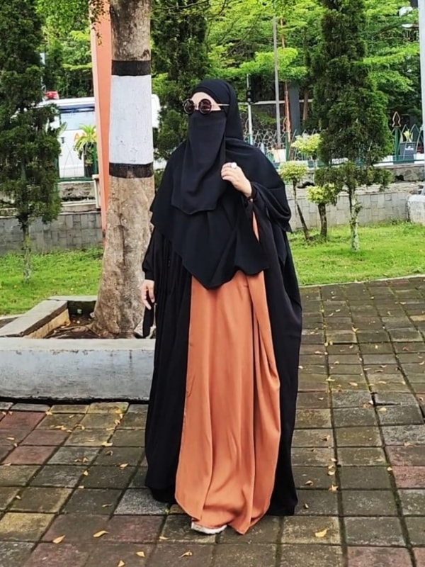 🌸 HUMAIRA — Abaya Kaftan Moden untuk Muslimah Bergaya & Sopan
