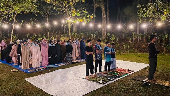 Menempa Jiwa Pemimpin, Hari Kedua Leadership Camp Penuh Tantangan dan Pembelajaran
