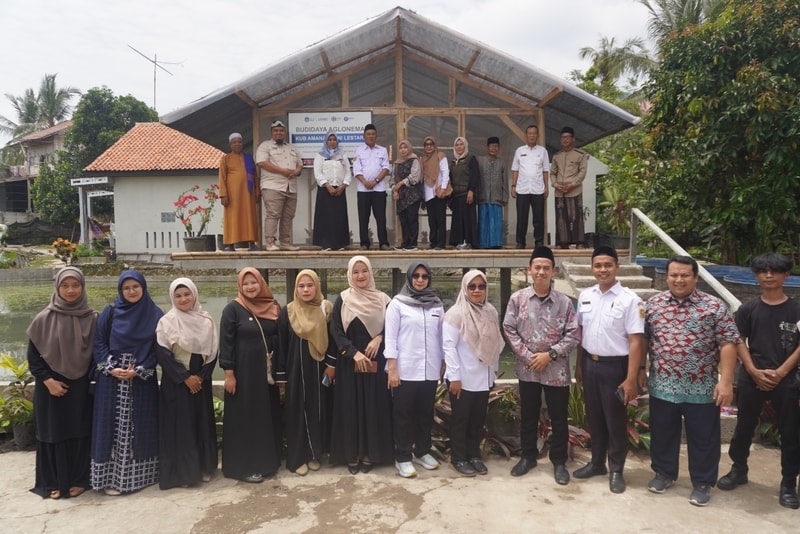 ZAKAT BAIK RESMIKAN PROGRAM BUDIDAYA AGLONEMA UNTUK PEMBERDAYAAN GURU NGAJI DI RUMPIN, BOGOR