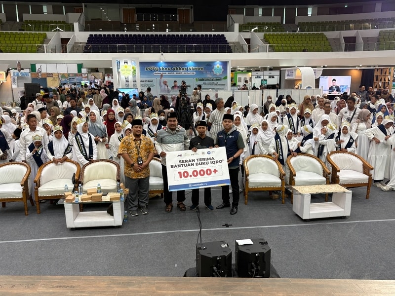 10.000 Buku IQRO Terdistribusi Untuk Santri di 266 TPA/TPQ Se-Solo Raya