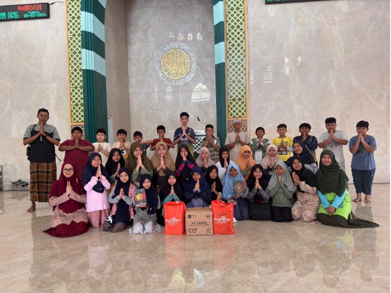 Menumbuhkan Cinta Masjid Sejak Dini: Anak-anak Sekolah Alam Gelar I’tikaf di Tiga Masjid Cibinong