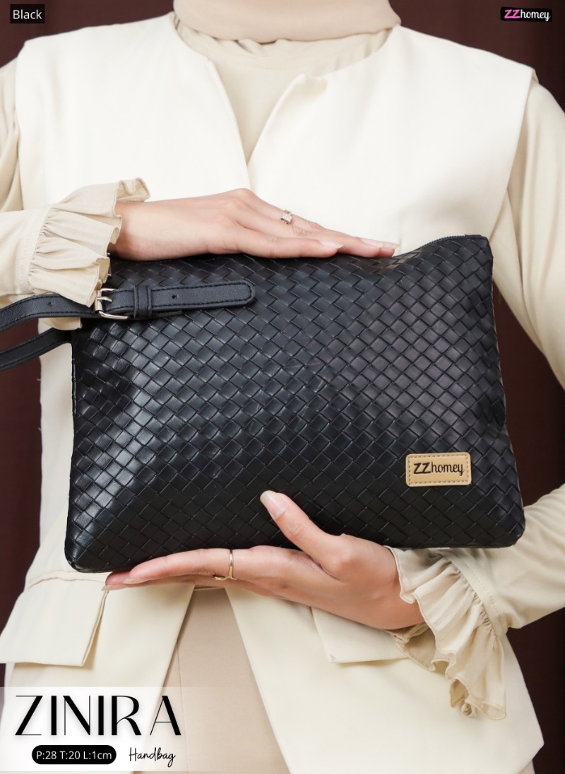 Zinira Handbag